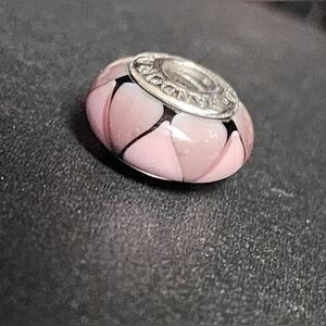 AUTHENTIC PANDORA CAPTIVATING PURPLE MURANO BEAD